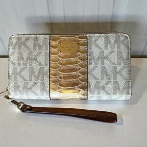 Michael Kors Jet Set Travel Zip Around Wallet Wristlet Vanilla Gold MK